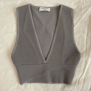 Aritzia Babaton Sculpt Knit Deep V Tank